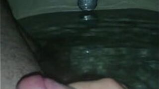 Cum in bath - porn video