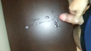 Handjob with a nice cumshot - porn video