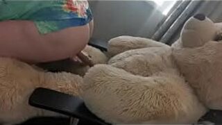 ass training for a bear - porn video