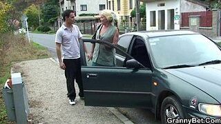 Nice granny fucking with young guy - porn video