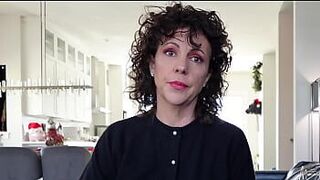 StepMom Comes home for BlowJob - porn video